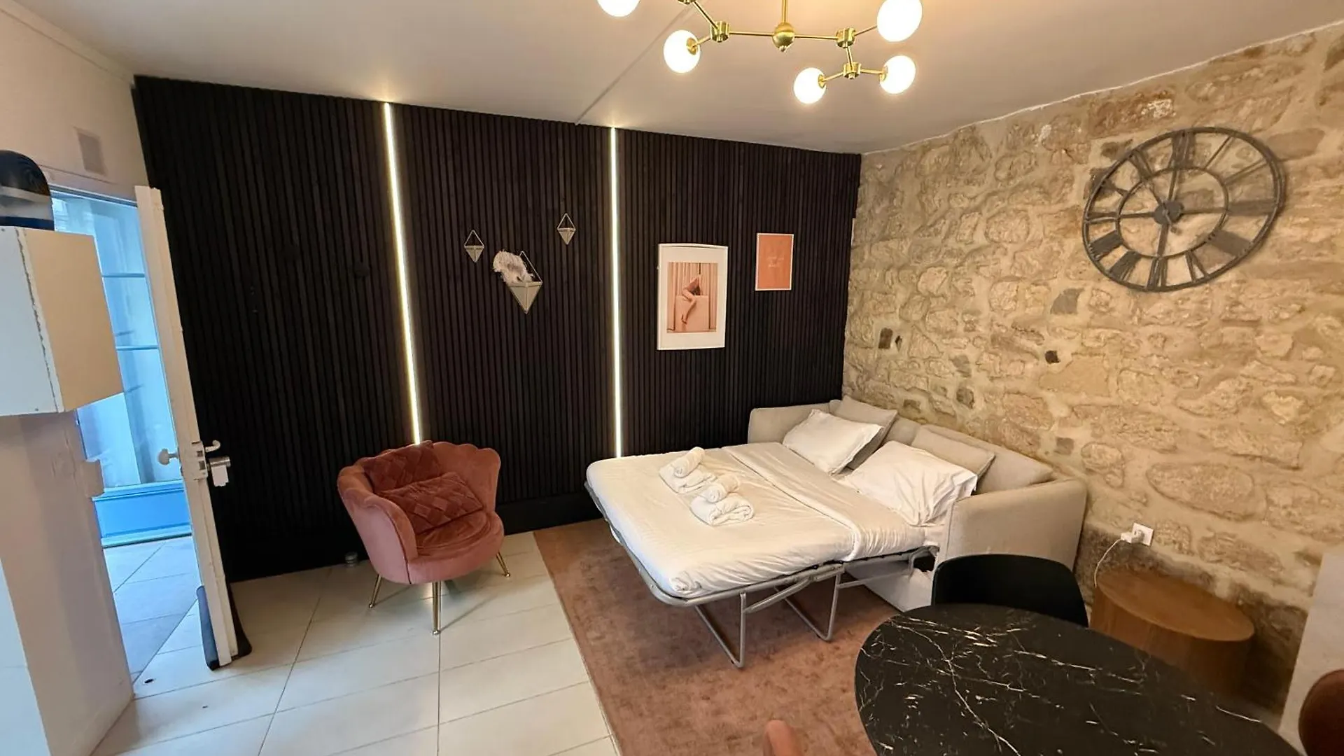 Temple Apartments Paris Paris